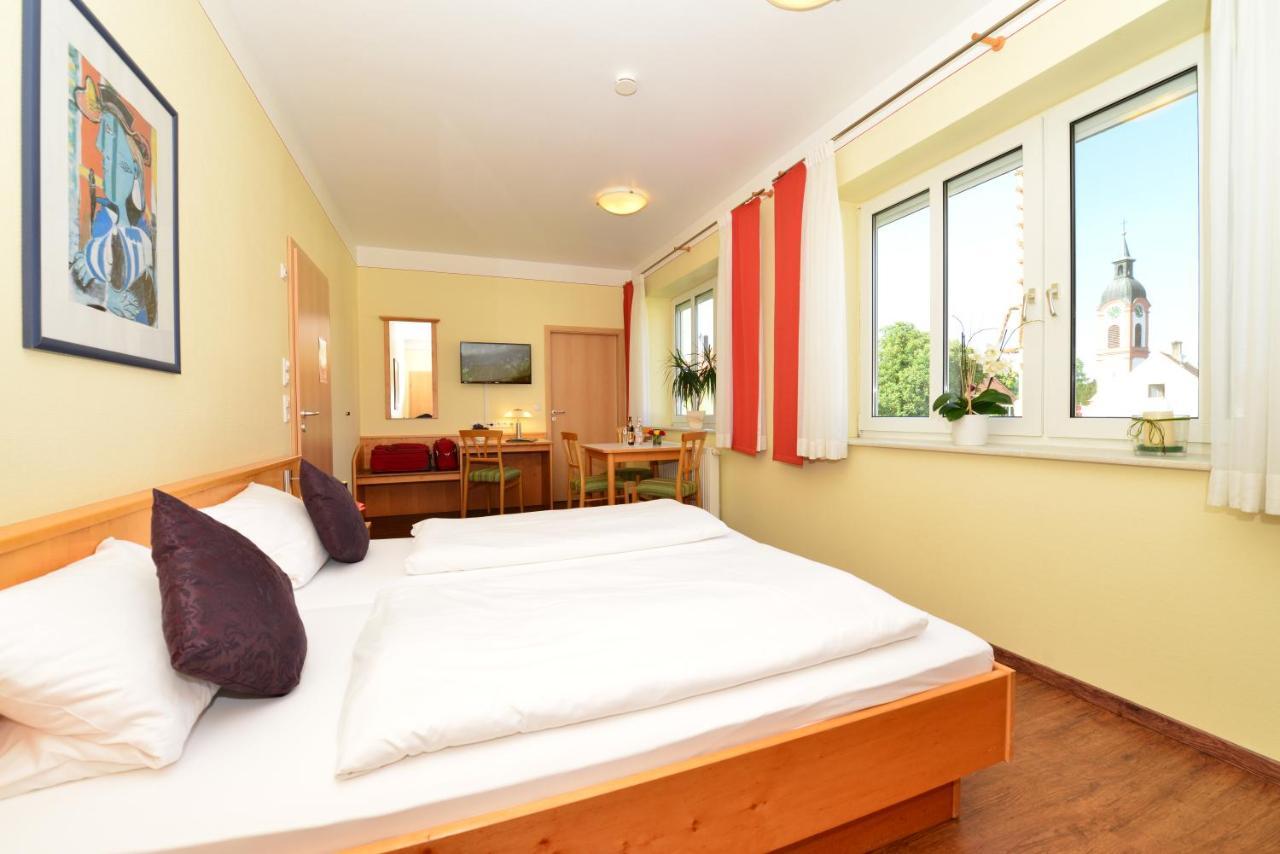 Autenrieder Gaestehaus Schlossbraeu Ichenhausen Ngoại thất bức ảnh