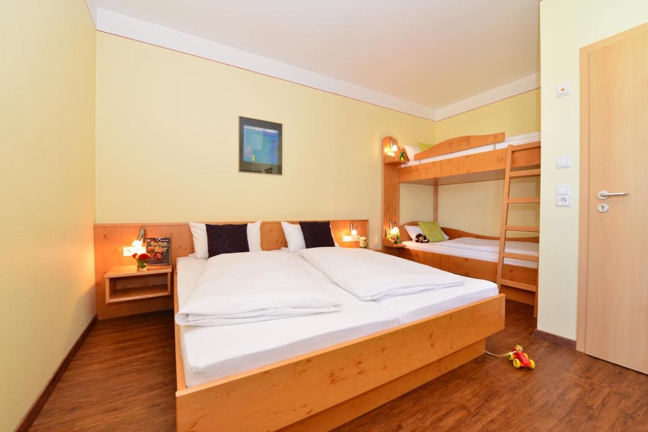 Autenrieder Gaestehaus Schlossbraeu Ichenhausen Ngoại thất bức ảnh