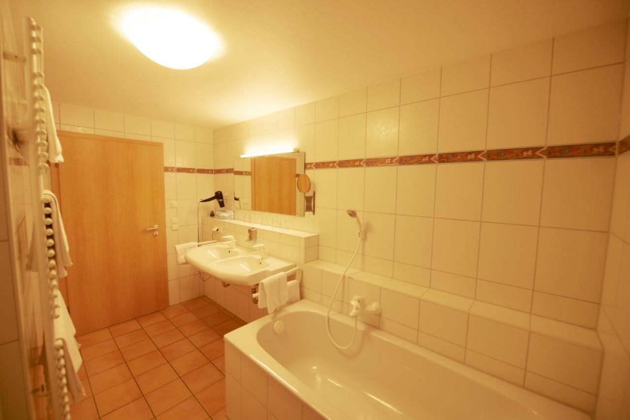 Autenrieder Gaestehaus Schlossbraeu Ichenhausen Ngoại thất bức ảnh